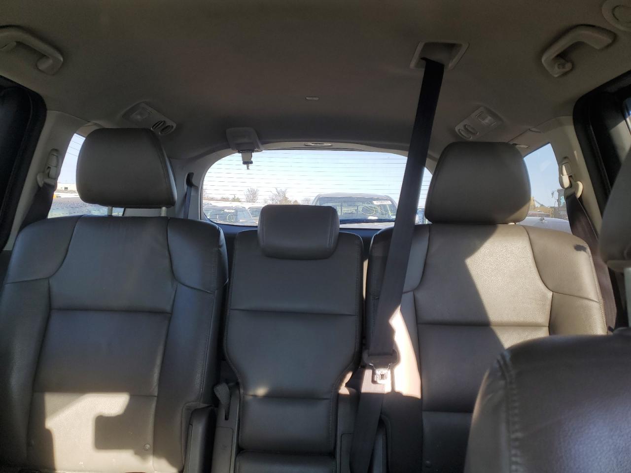 2014 Honda Odyssey - Image 10
