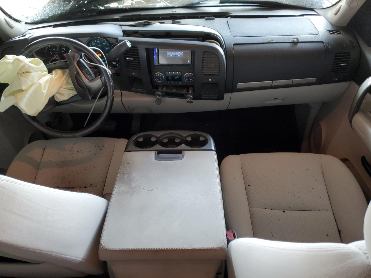 2007 Chevrolet Silverado - Image 8