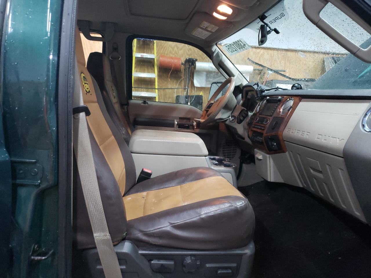 2010 Ford F350 - Image 7
