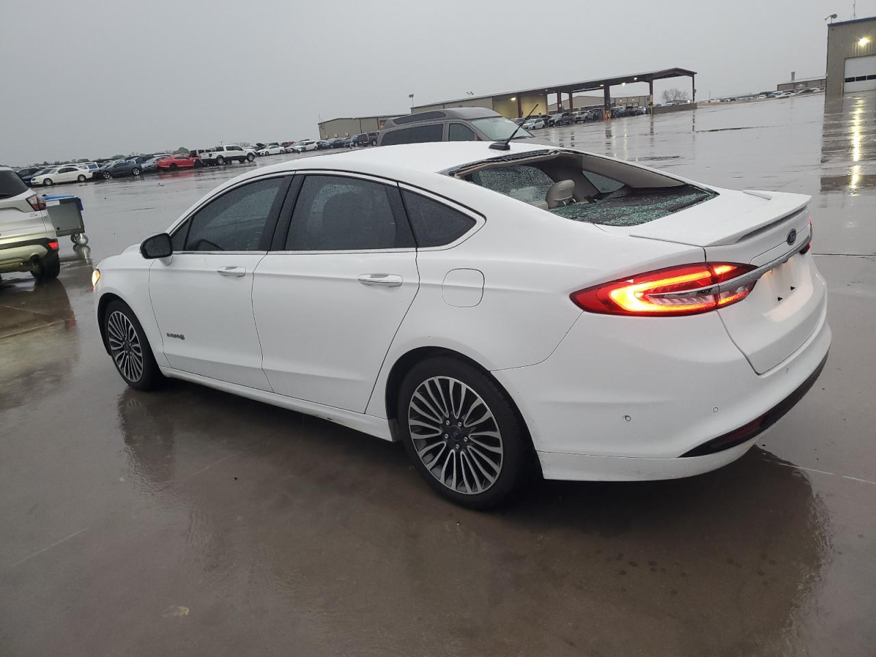 3FA6P0RU3JR159176 FORD FUSION 2018