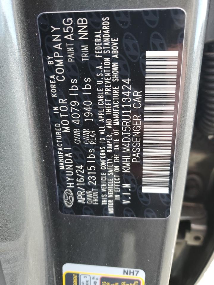 2024 Hyundai Elantra - Image 15
