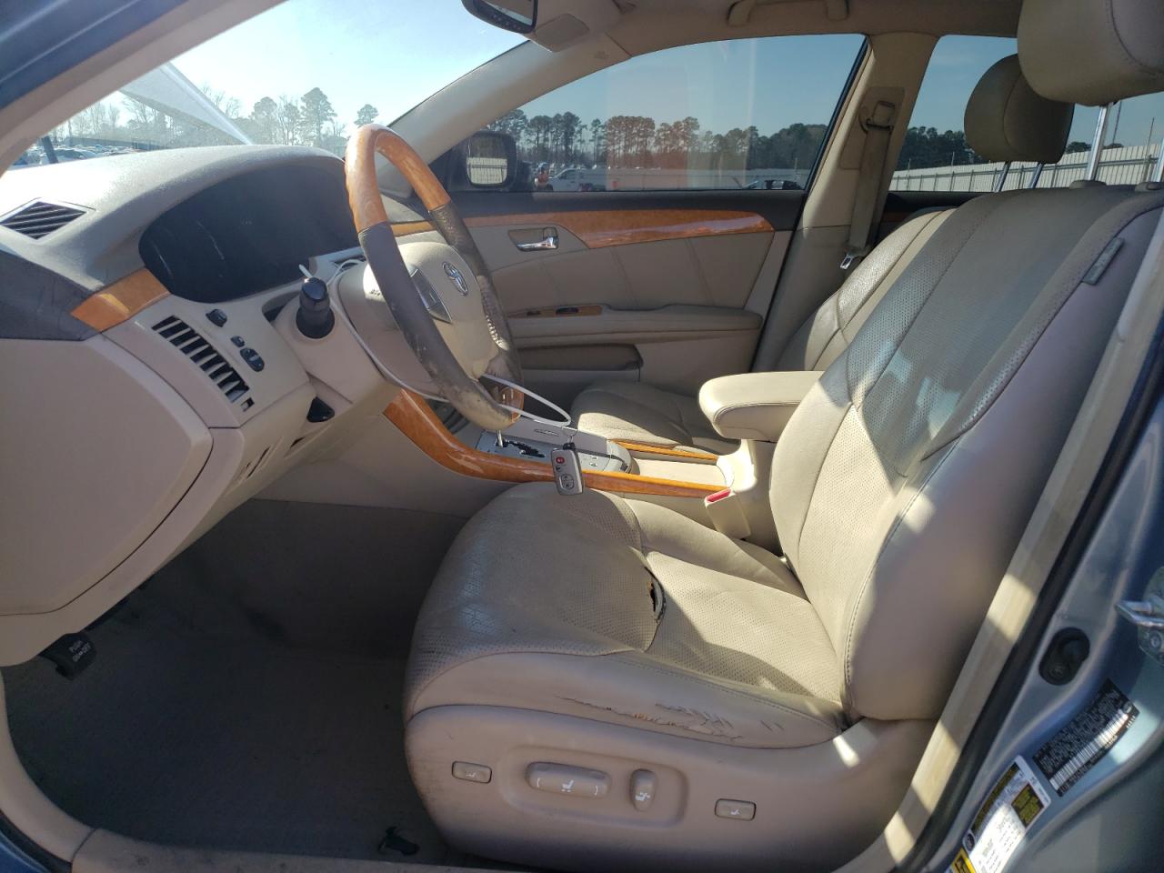 2007 Toyota Avalon - Image 7