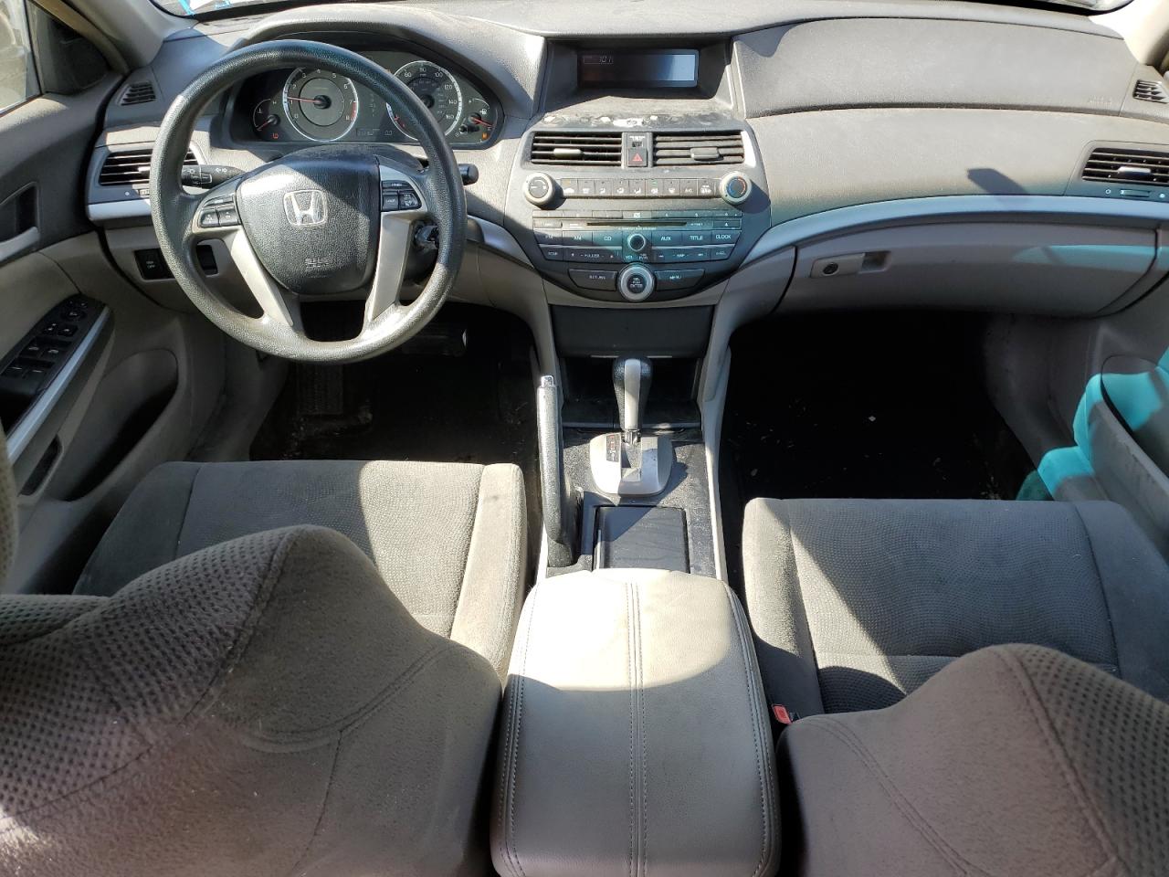 2009 Honda Accord - Image 8