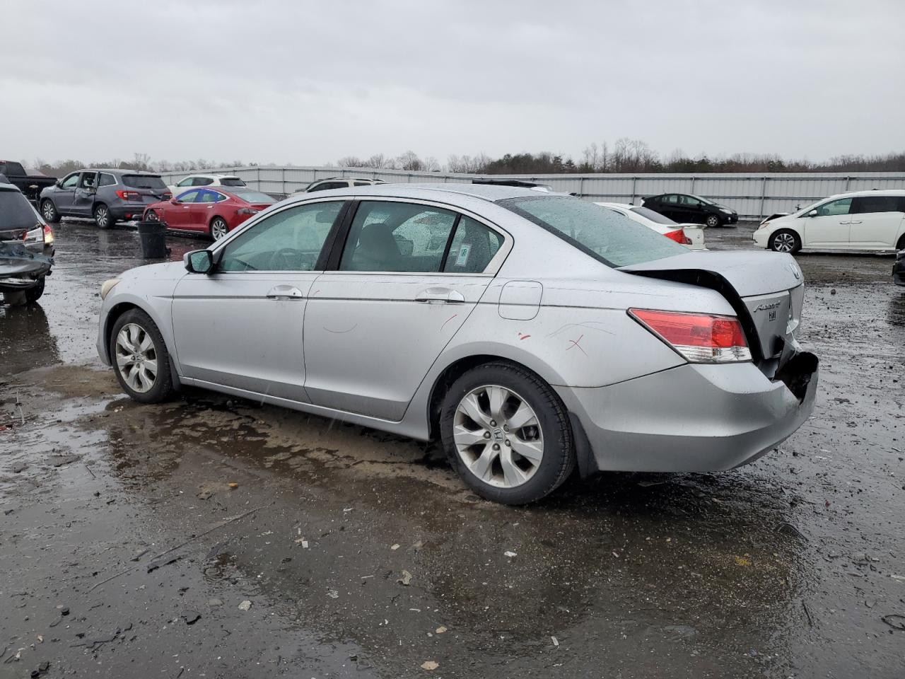 2010 Honda Accord - Image 2