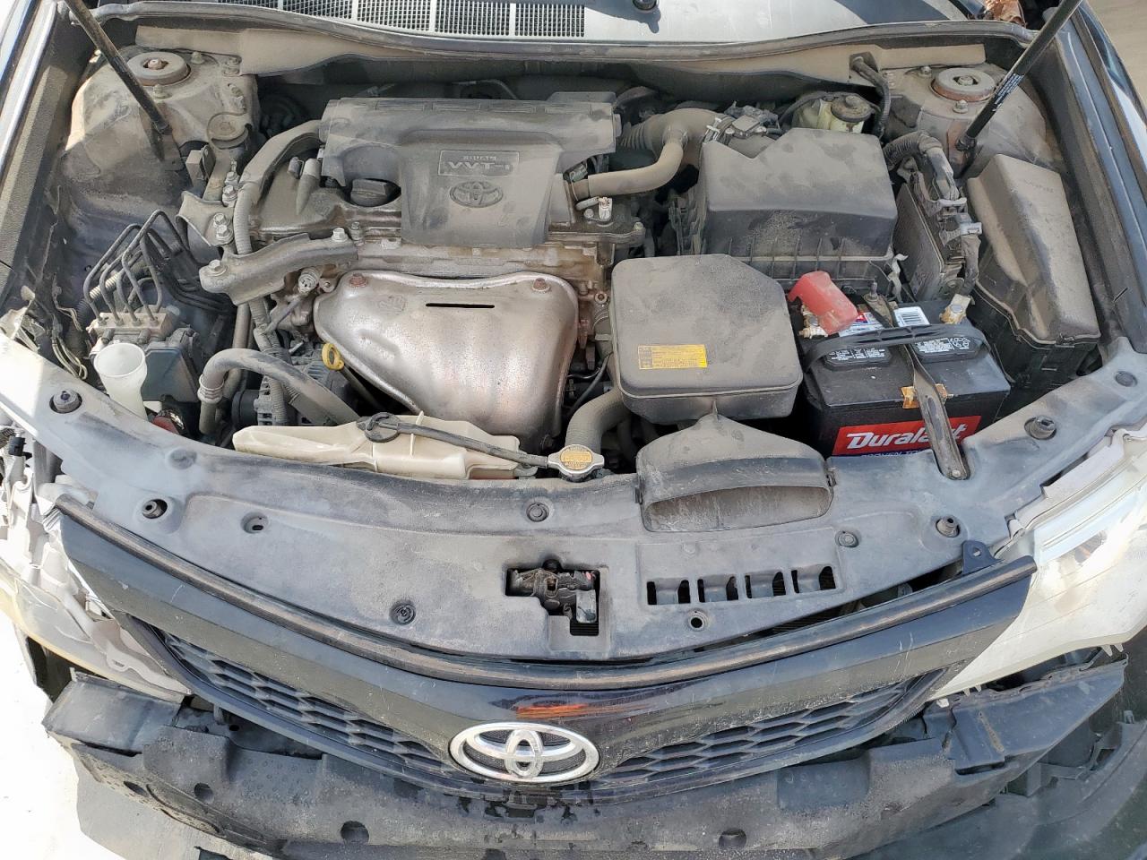 2014 Toyota Camry - Image 11