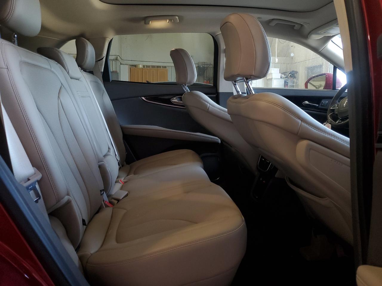 2021 Lincoln Nautilus - Image 11