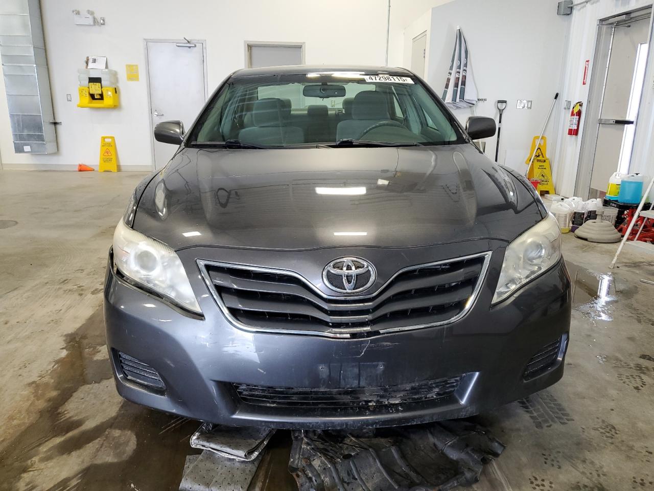 2011 Toyota Camry - Image 5