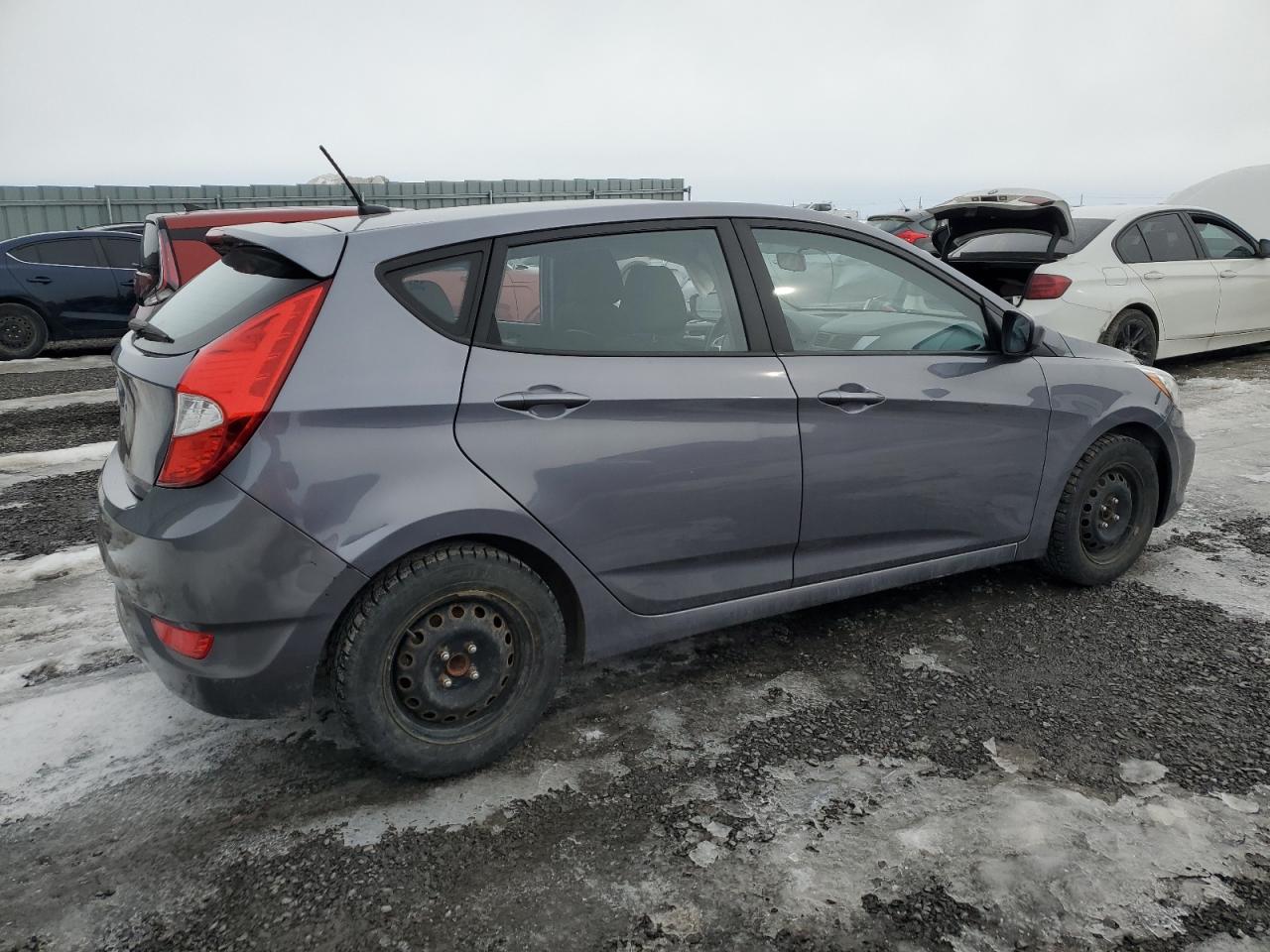 2016 Hyundai Accent - Image 3
