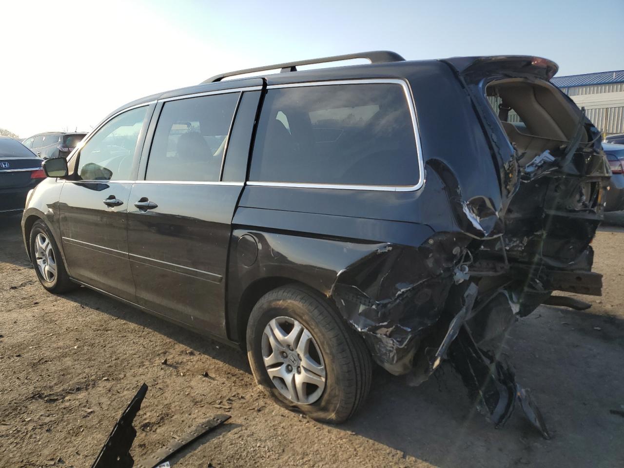 2007 Honda Odyssey - Image 2