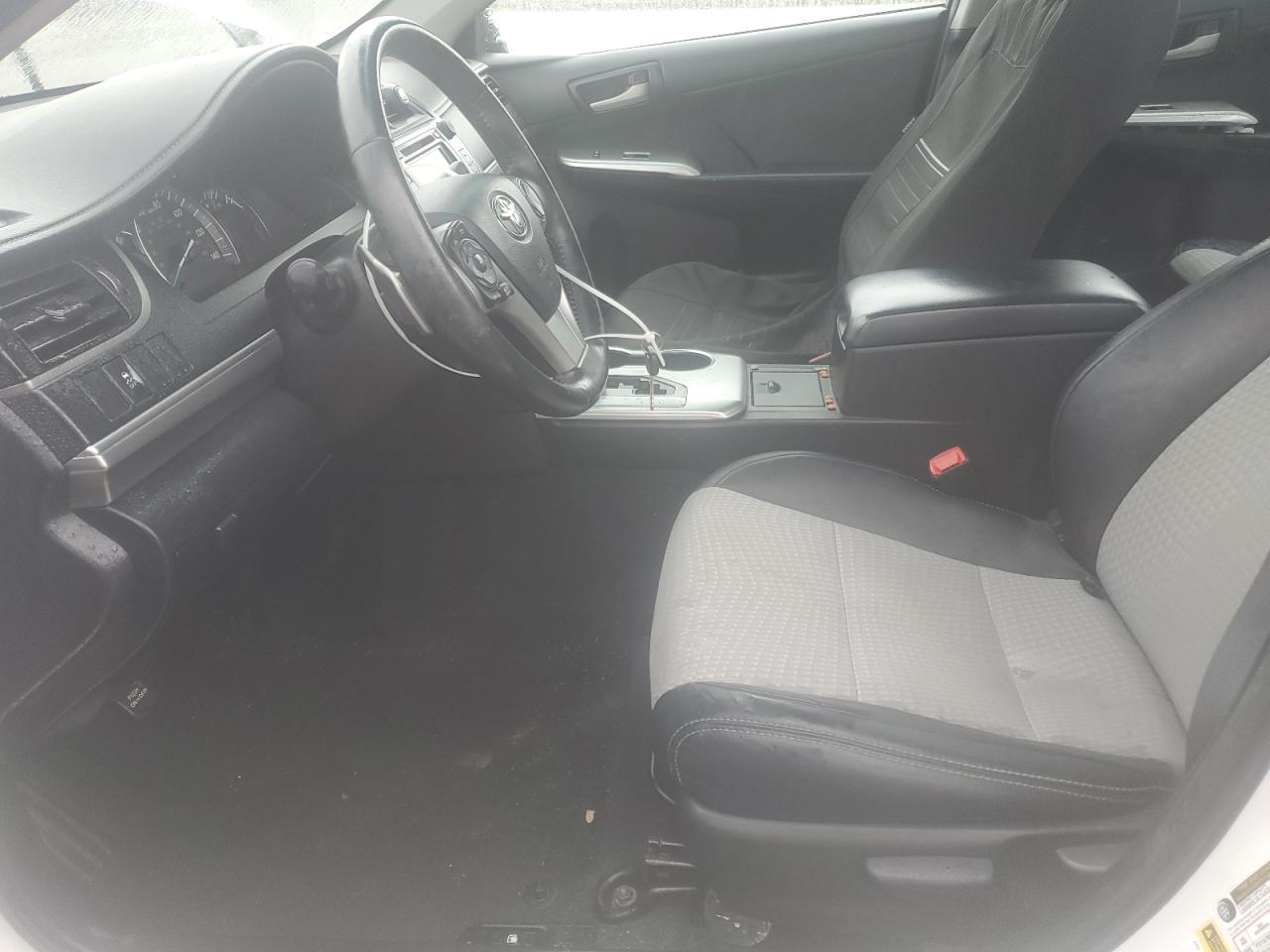 2014 Toyota Camry - Image 7