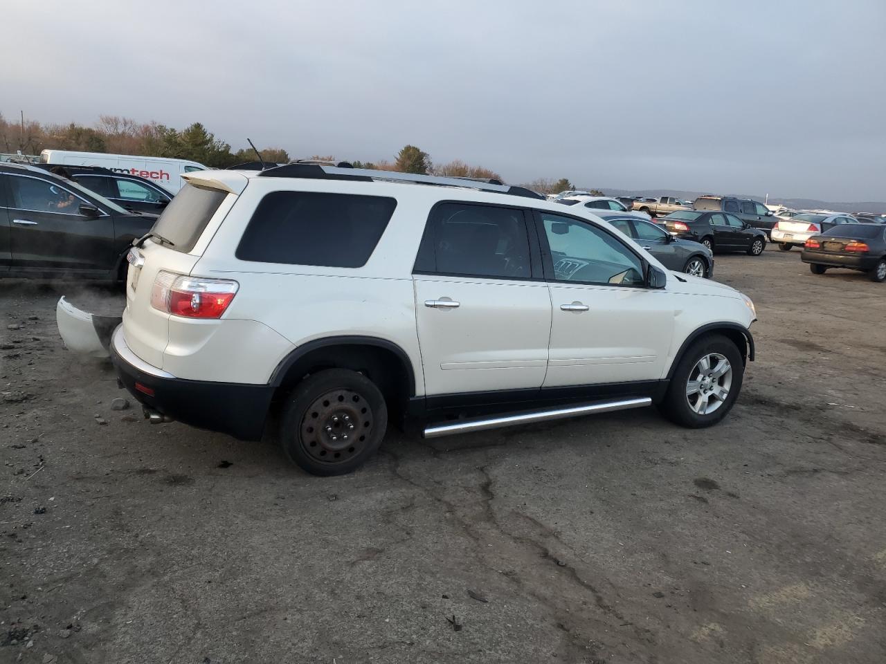 2012 GMC Acadia - Image 3