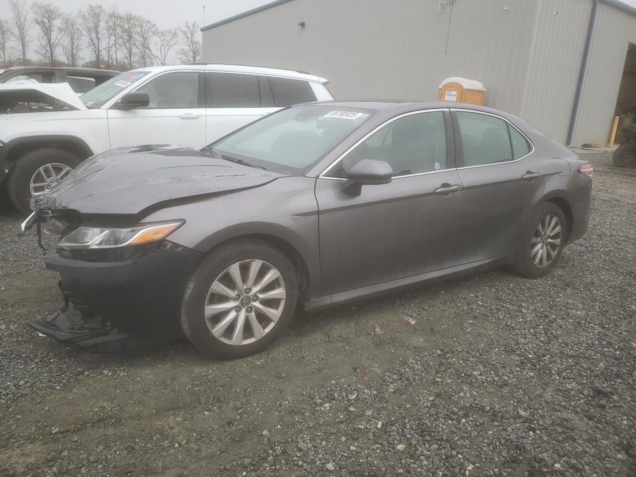 2020 Toyota Camry Le na sprzedaż w Spartanburg, SC - Front End