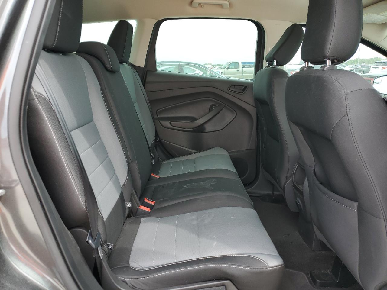 1FMCU0F79KUA90102 FORD ESCAPE 2019