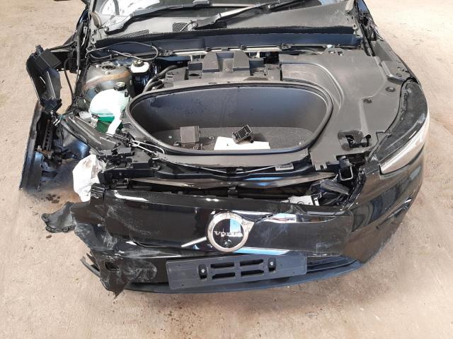 2022 VOLVO C40 PRO RE