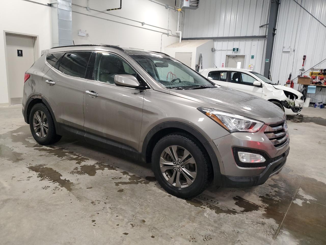 2013 Hyundai Santa Fe - Image 4