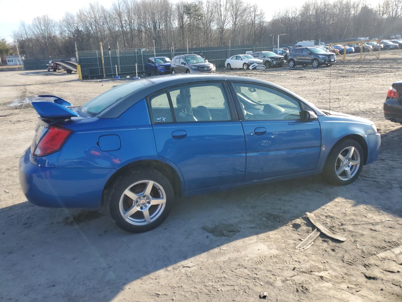 2003 Saturn ION - Image 3