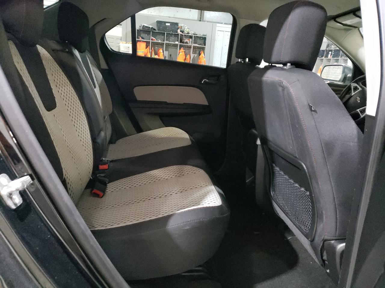 2015 Chevrolet Equinox - Image 11