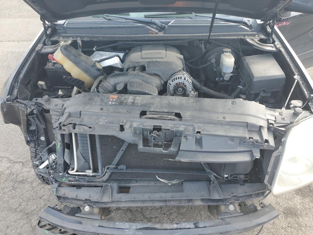2012 GMC Yukon - Image 12