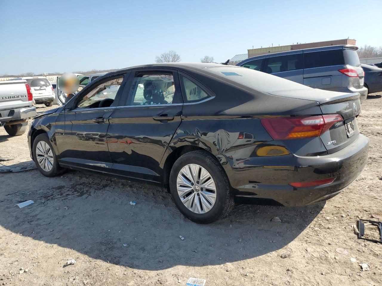 2019 Volkswagen Jetta - Image 2