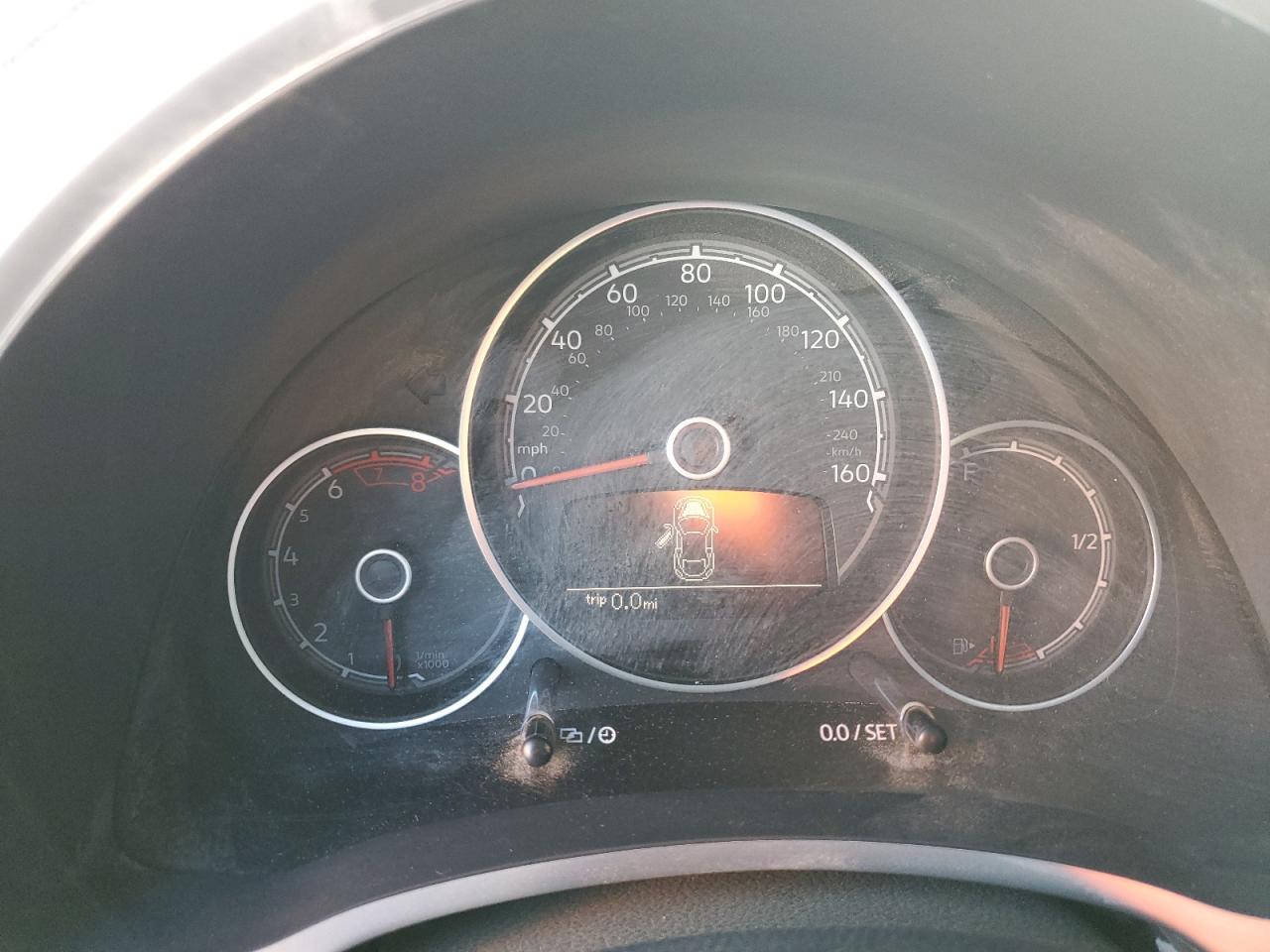 2019 Volkswagen Beetle S VIN: 3VWFD7AT2KM702740 Lot: 49288715
