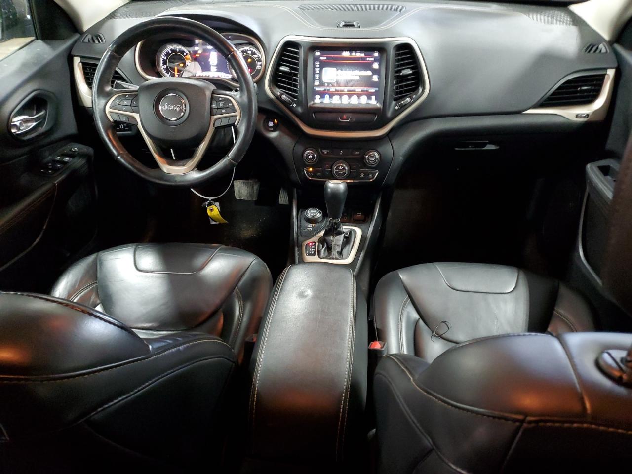2017 Jeep Grand Cherokee - Image 8