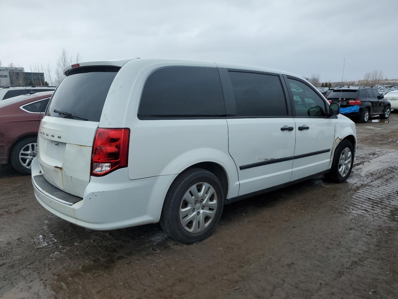 2016 Dodge Caravan - Image 3