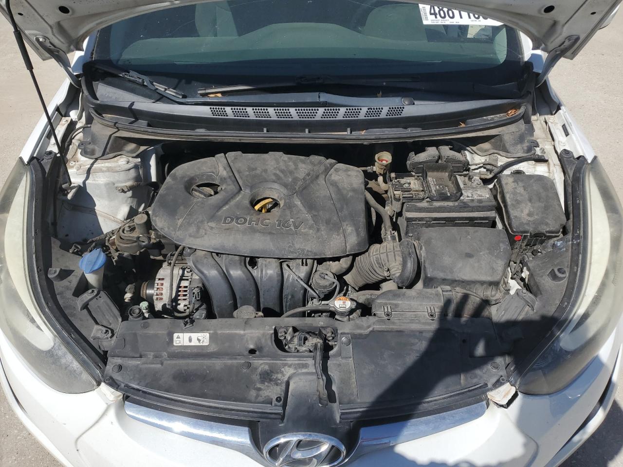 2015 Hyundai Elantra - Image 11