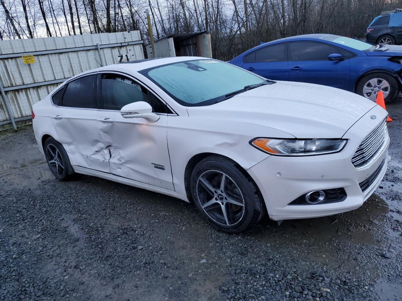 3FA6P0SU4GR305393 FORD FUSION 2016