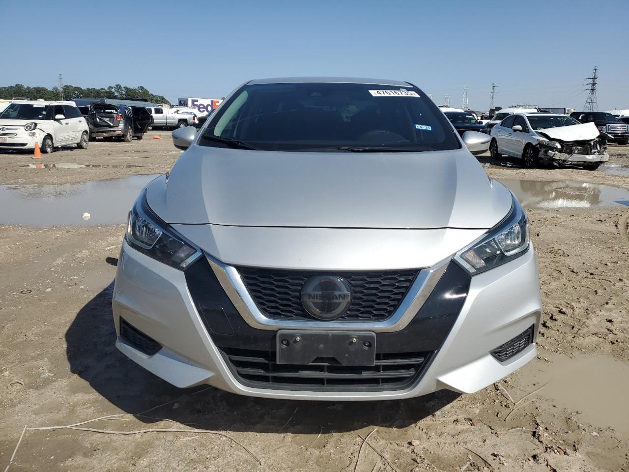 2021 Nissan Versa - Image 5