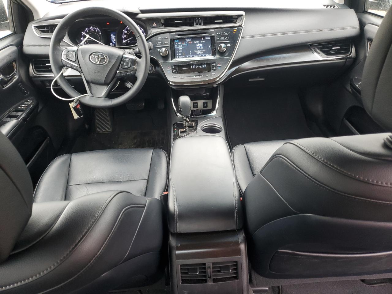 2018 Toyota Avalon - Image 8