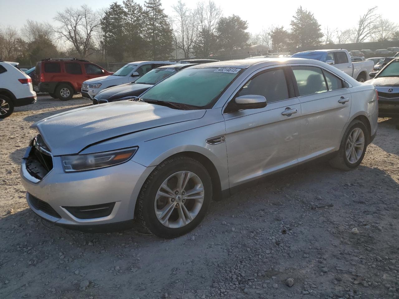 2015 Ford Taurus - Image 1