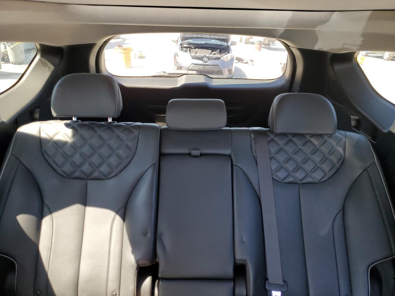 2022 Hyundai Santa Fe - Image 10