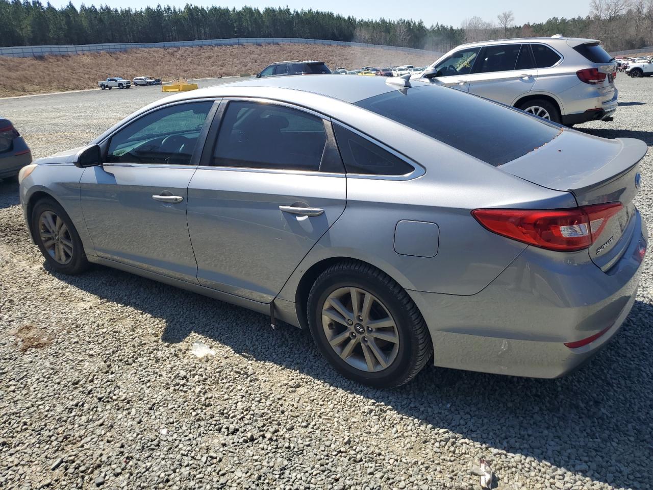 2015 Hyundai Sonata - Image 2
