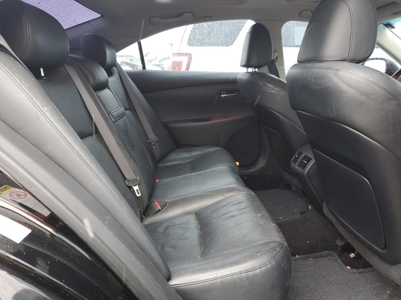 2009 Lexus ES - Image 10