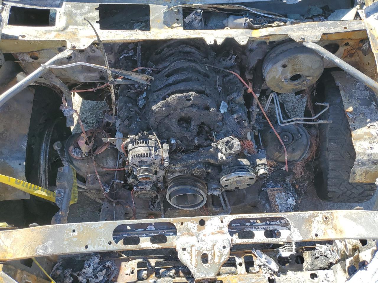 1GNSCAEC3GR306681 CHEVROLET TAHOE 2016