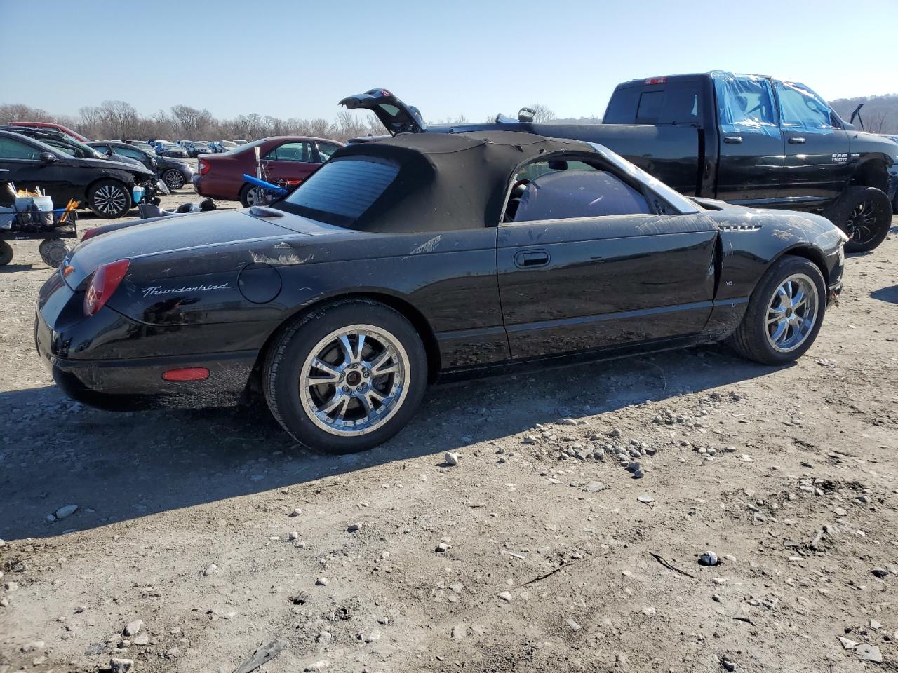 2004 Ford Thunderbird - Image 3