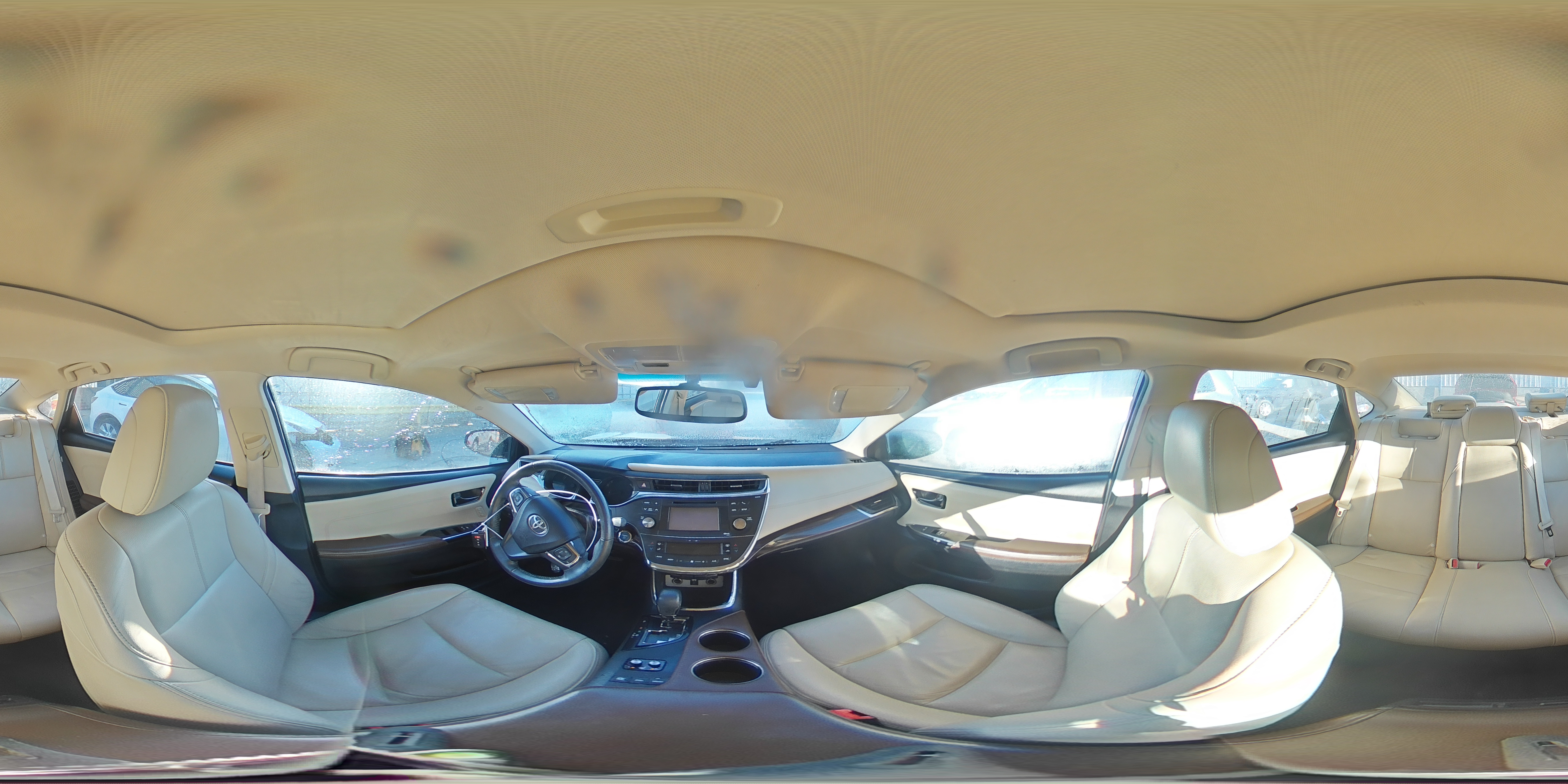 2014 Toyota Avalon - Image 14