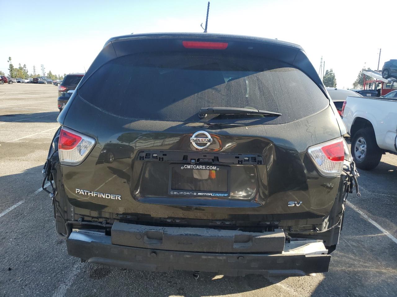 2015 Nissan Pathfinder S VIN: 5N1AR2MN5FC723812 Lot: 50119845