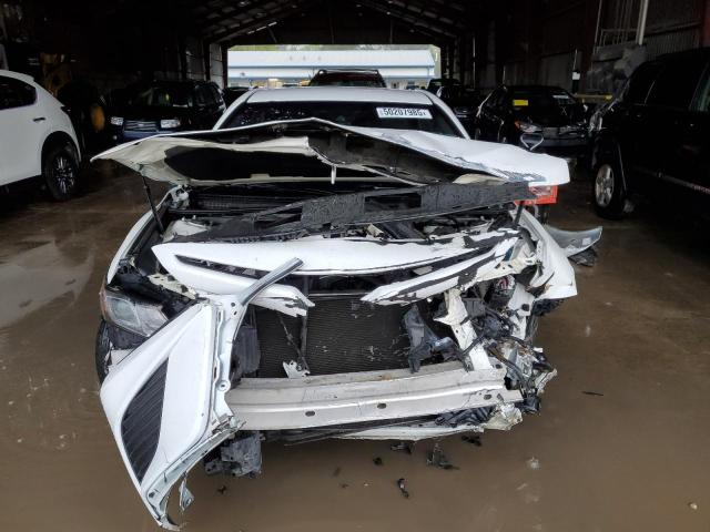  TOYOTA CAMRY 2020 Белый