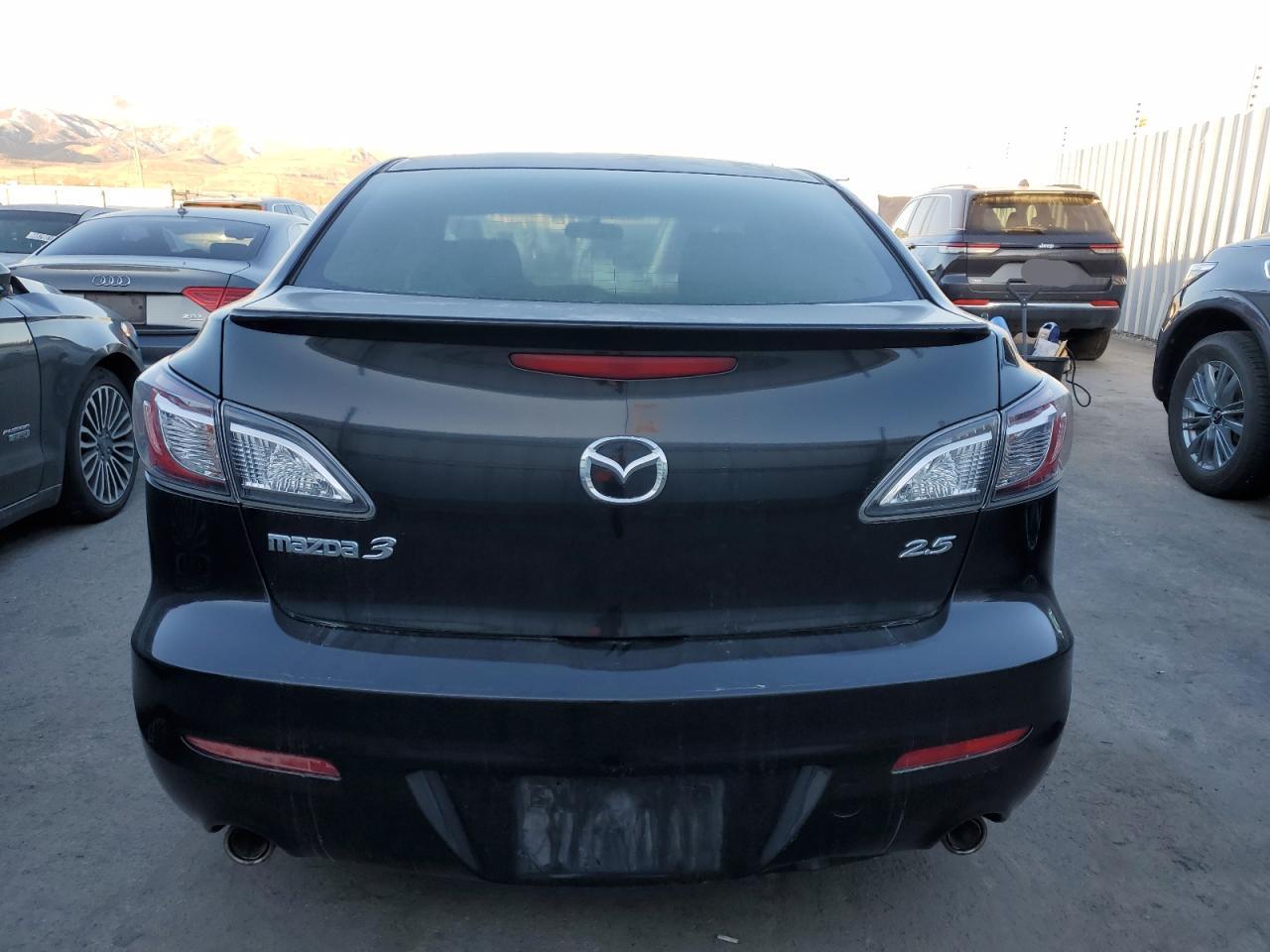 2012 Mazda 3 - Image 6