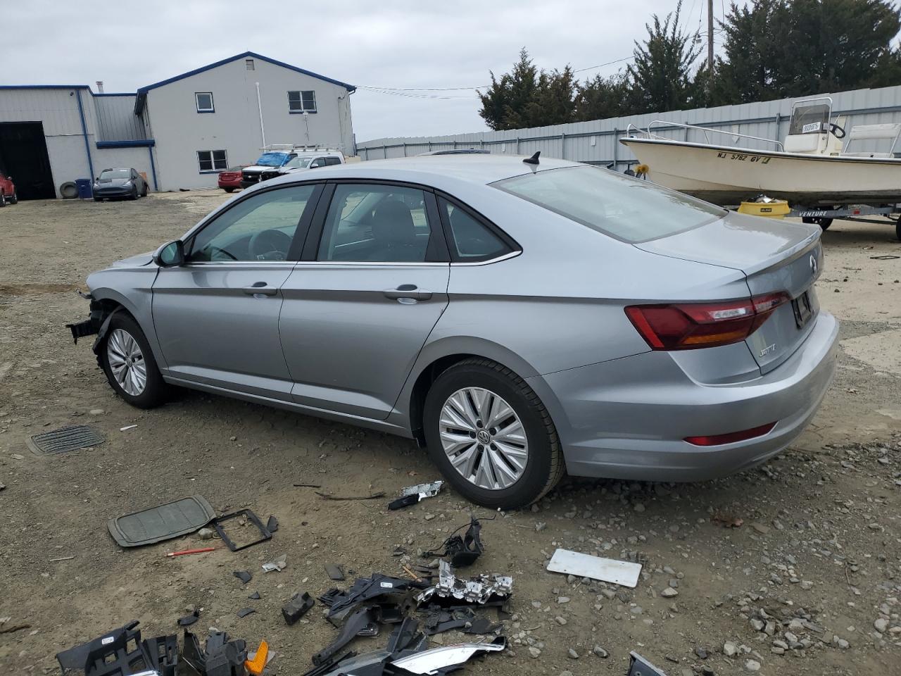 2019 Volkswagen Jetta - Image 2