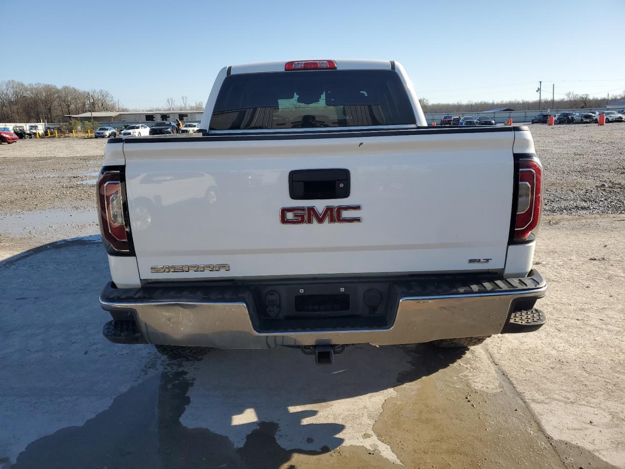 2018 GMC Sierra - Image 6
