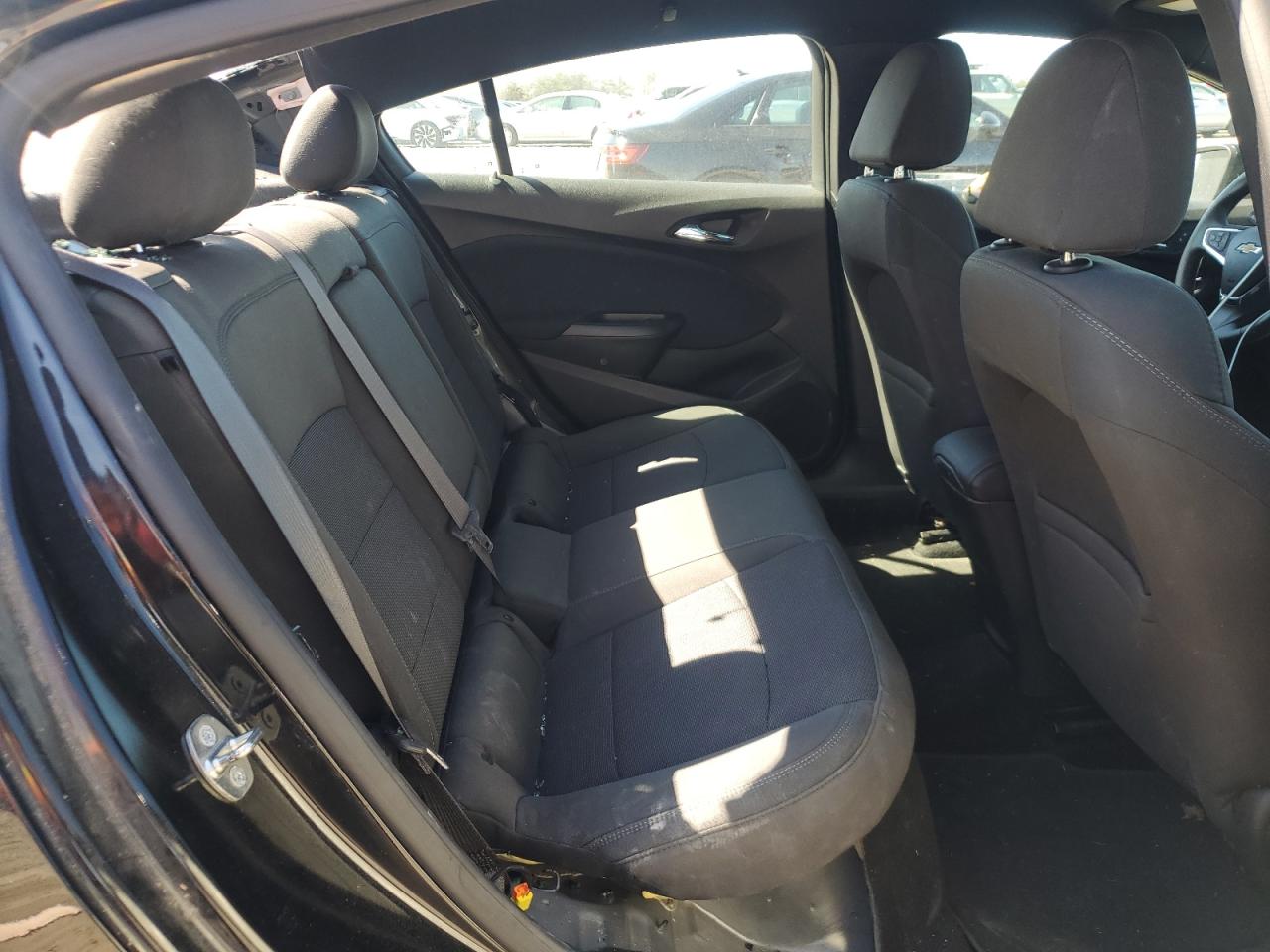 2017 Chevrolet Cruze - Image 10