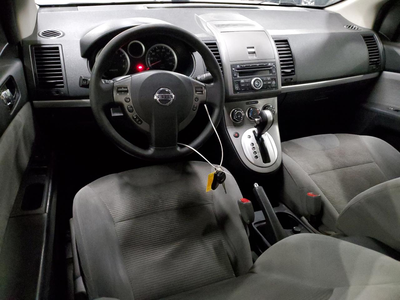 2012 Nissan Sentra - Image 8