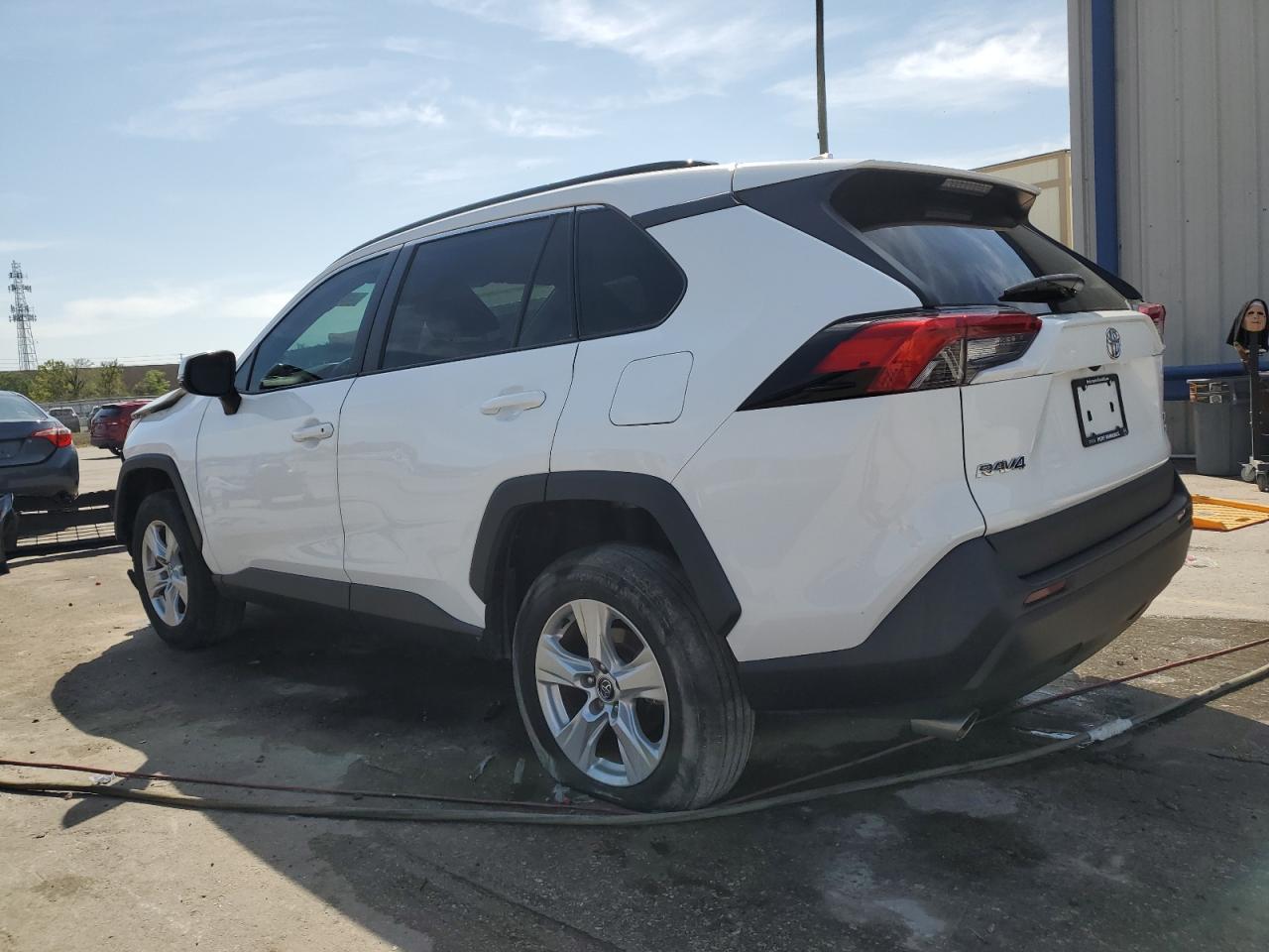 2020 Toyota RAV 4 - Image 2