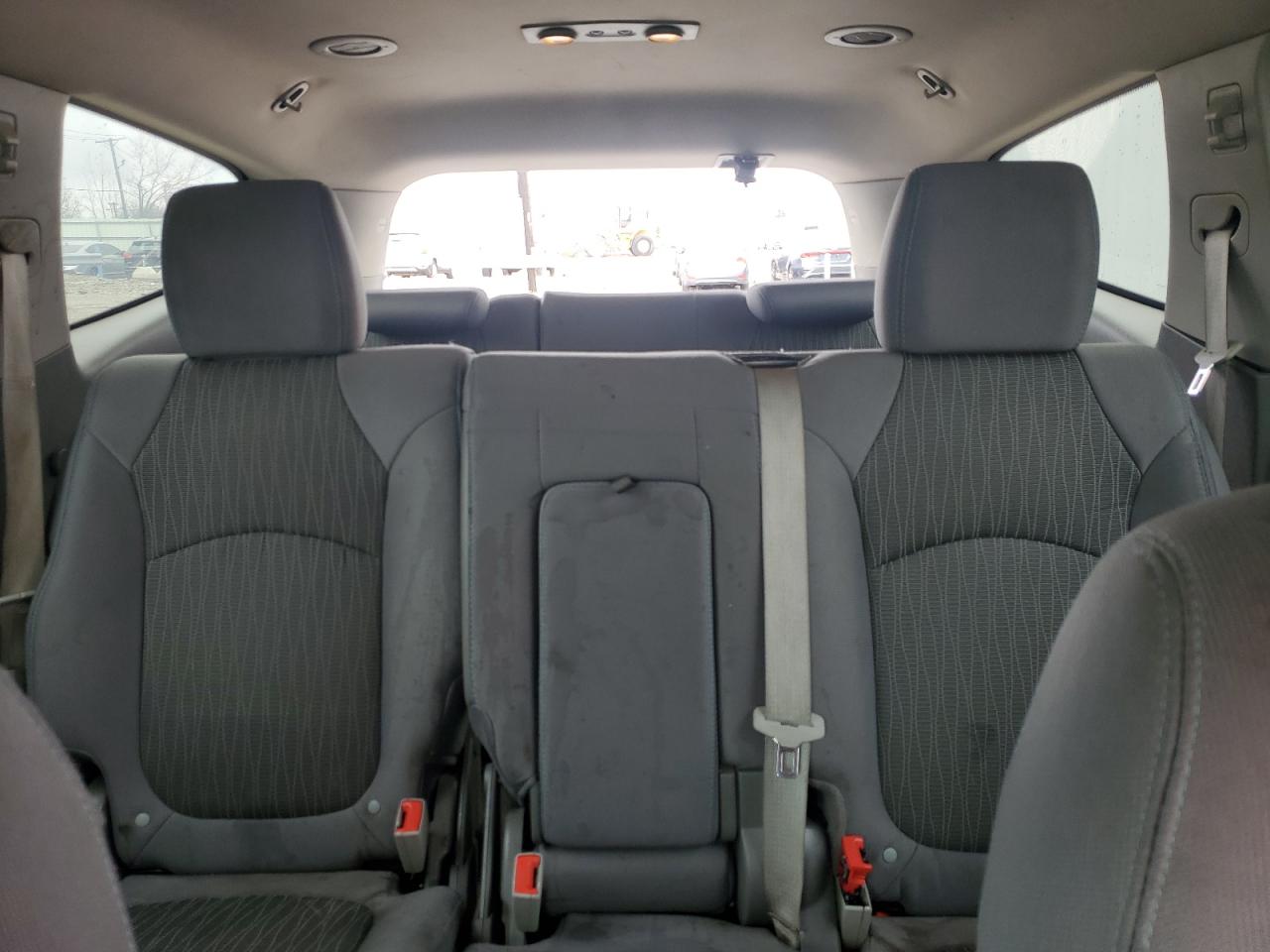 2014 Chevrolet Traverse - Image 10