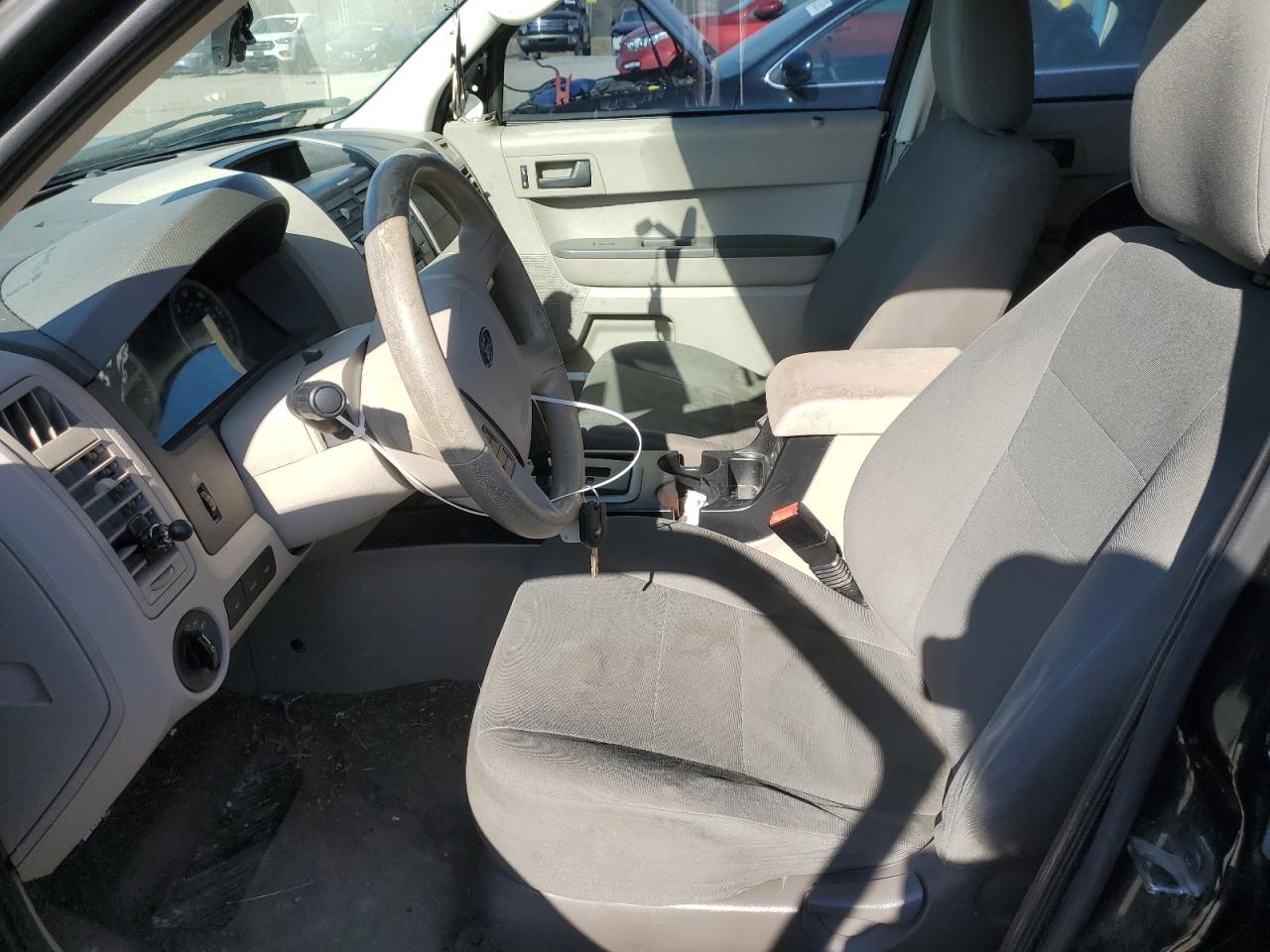 2011 Ford Escape - Image 7