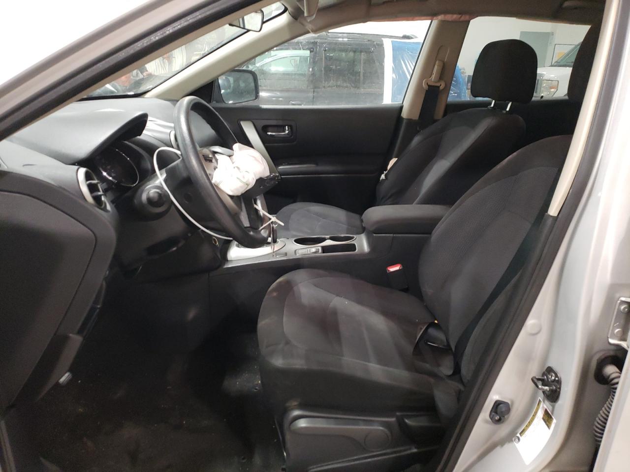 2012 Nissan Rogue - Image 7