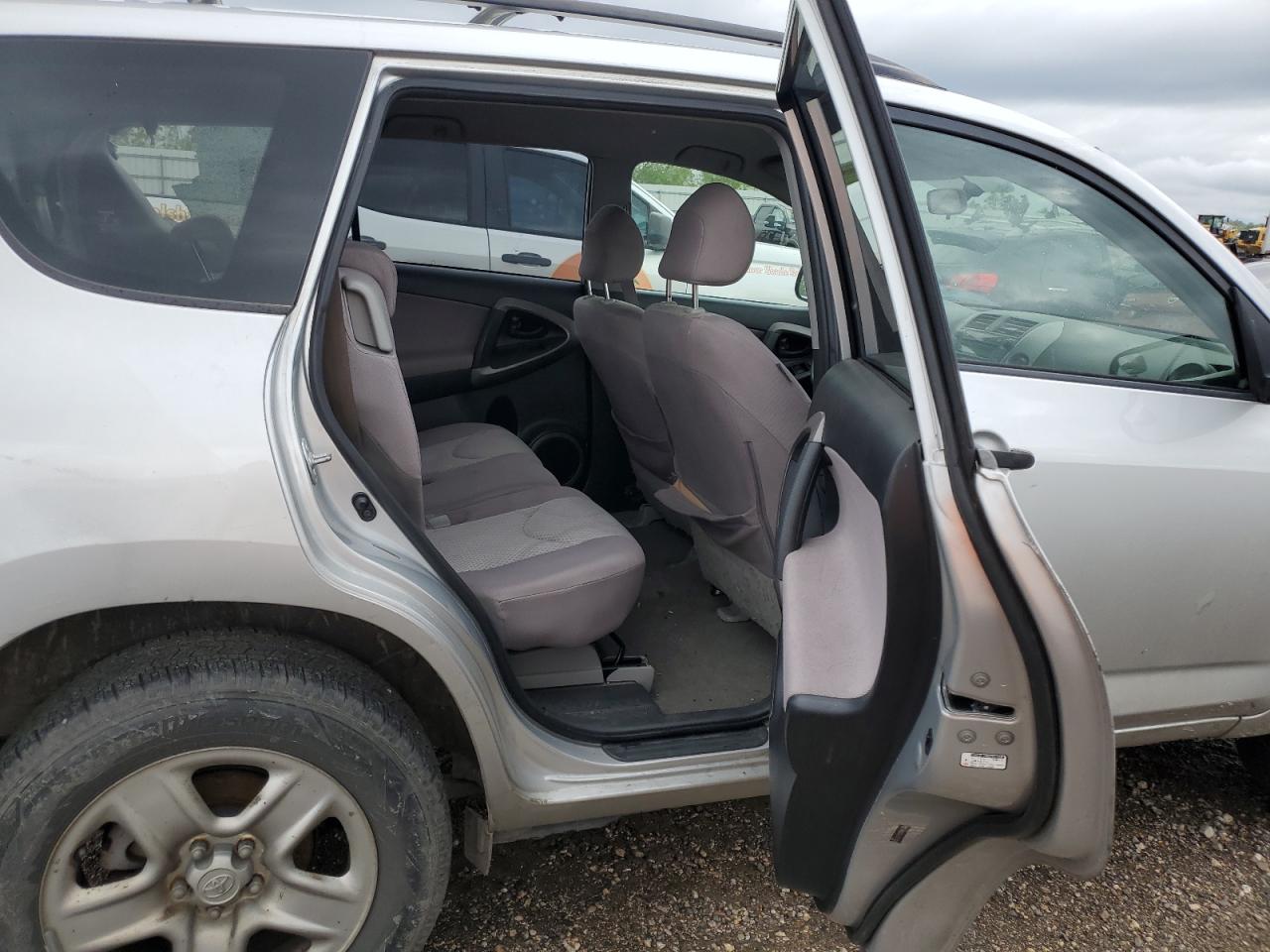 2007 Toyota Rav4 VIN: JTMBD33V175071324 Lot: 50949765