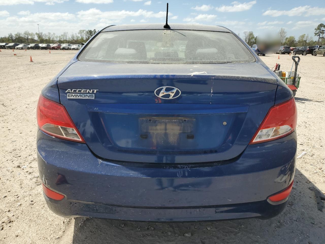 2016 Hyundai Accent - Image 6